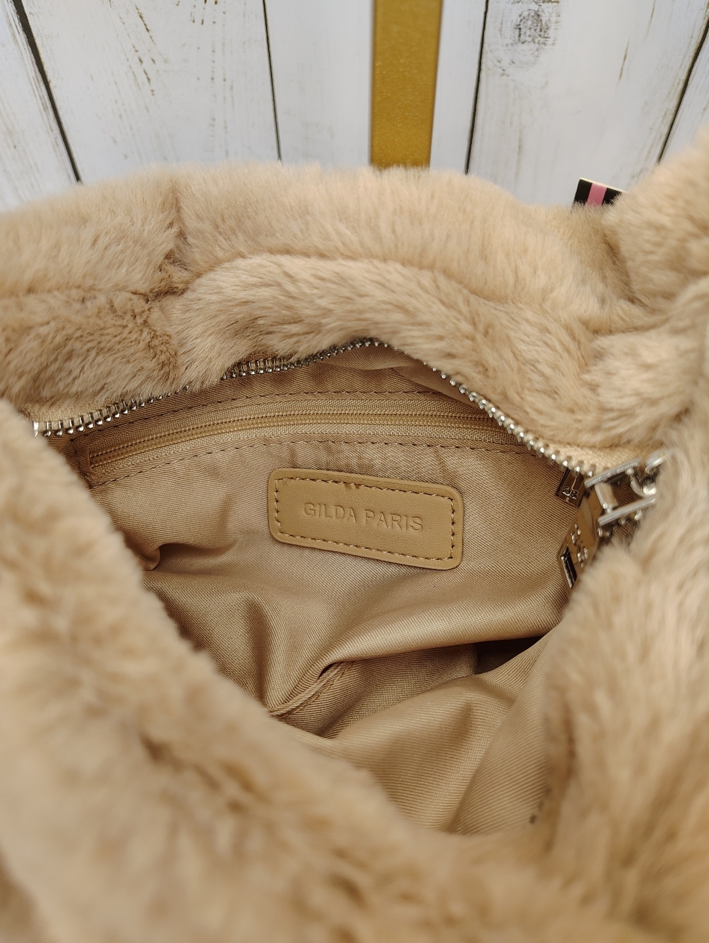 Gilda Paris Fur Shoulder Bag - Picture 9 of 13